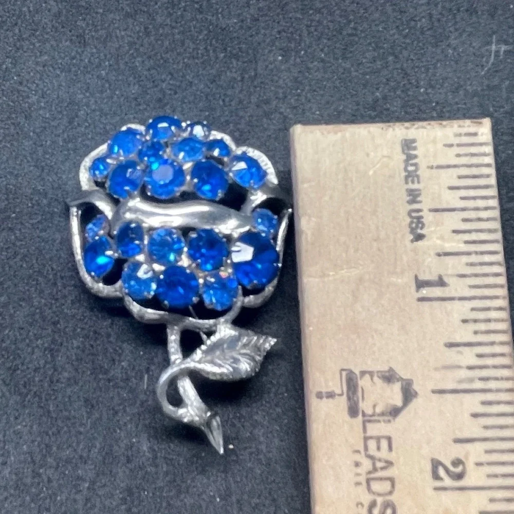 Vintage Blue Rhinestone Flower Brooch Silver Tone Floral Pin Botanical Jewelry